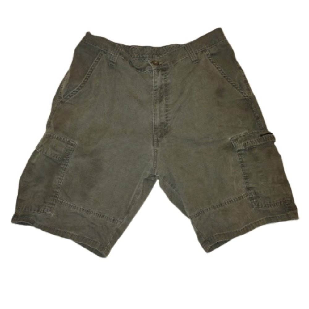 Wrangler, 33, and Dark Gray.